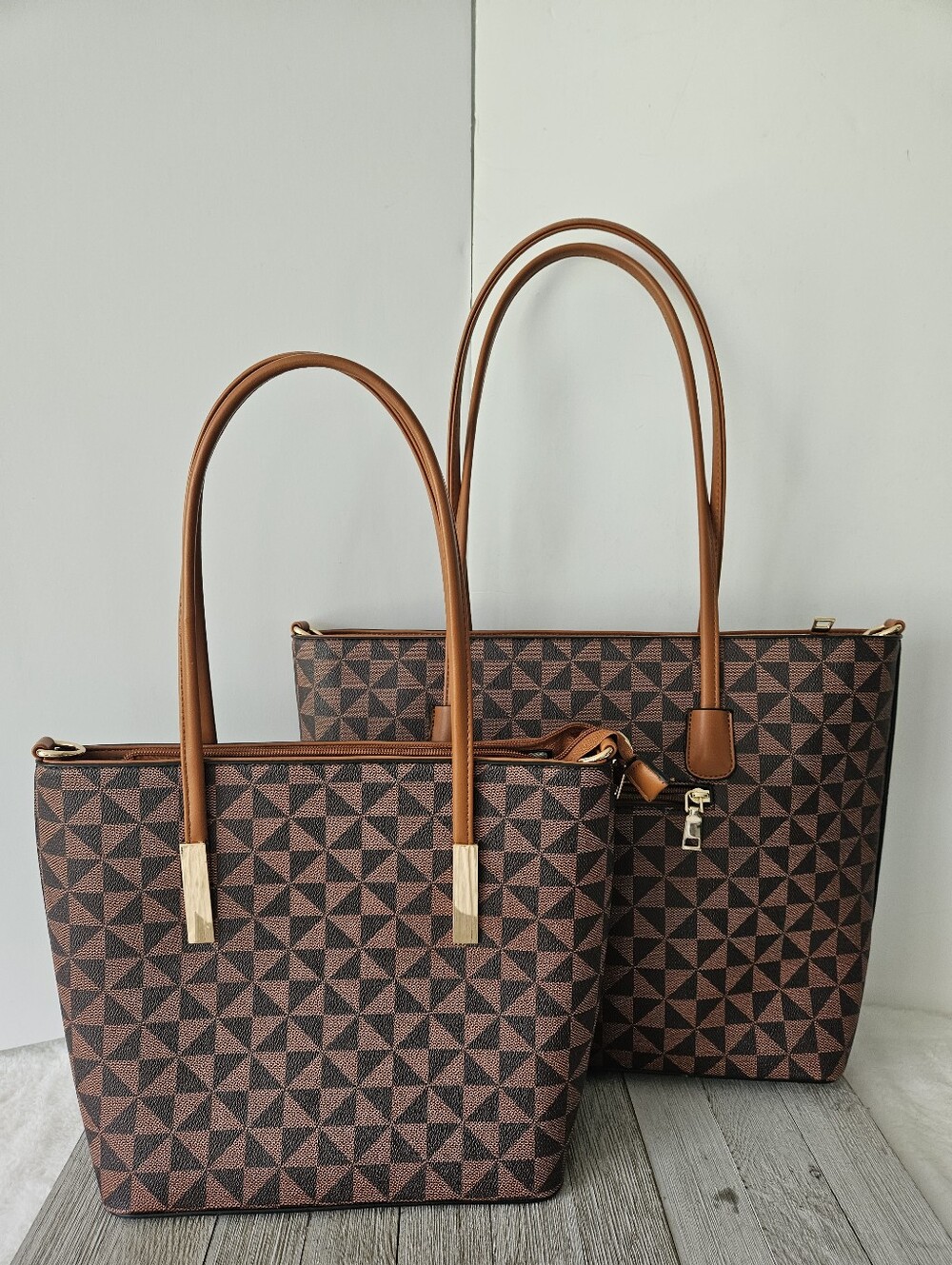 2 Piece Brown Geometric Print Carryall Handbag Shoulder Tote Bag Set with Gold